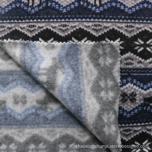 Hochwertiges gutes Design 100% Polyester One Side Pinsel Scheuel gestrickt lose Fleece Stoff für Mantel Home Textile